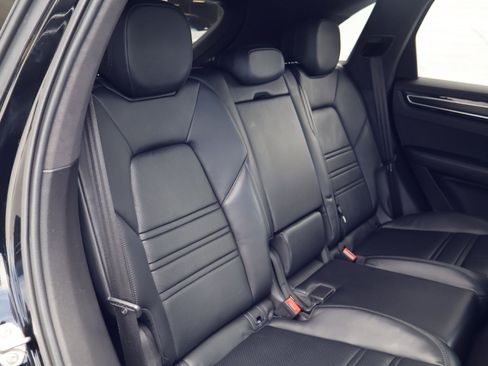 Certified 2023 Porsche Cayenne GTS w/ Premium Package Plus AWD/4WD image 23