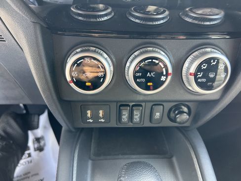 Used 2025 Mitsubishi Outlander Sport SE AWD/4WD image 29