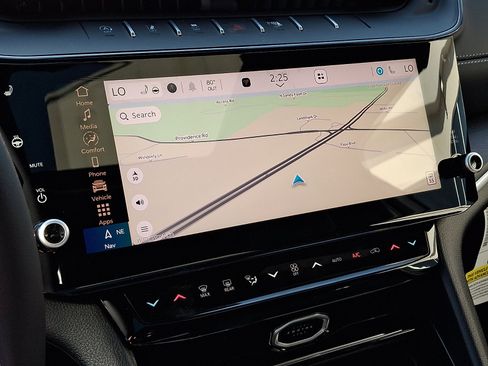 New 2026 Jeep Grand Cherokee Altitude image 14