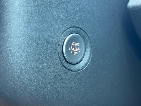 Used 2023 Volkswagen ID.4 S RWD image 23