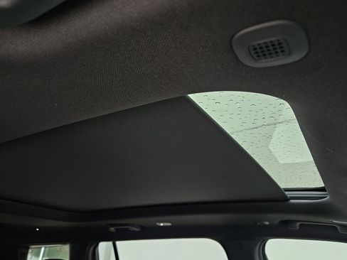 New 2026 Jeep Grand Cherokee L Limited RWD image 8