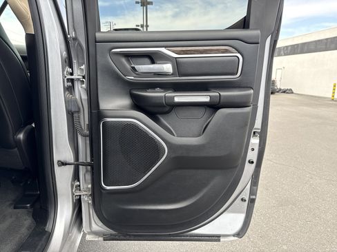 Used 2019 RAM 1500 Laramie image 58