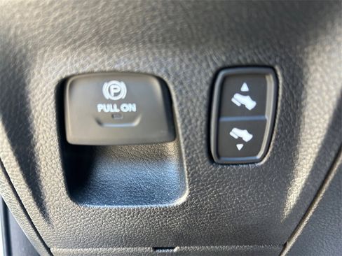 Used 2025 RAM 1500 Laramie image 23