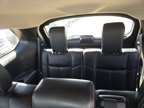 Used 2019 Nissan Pathfinder SL image 16