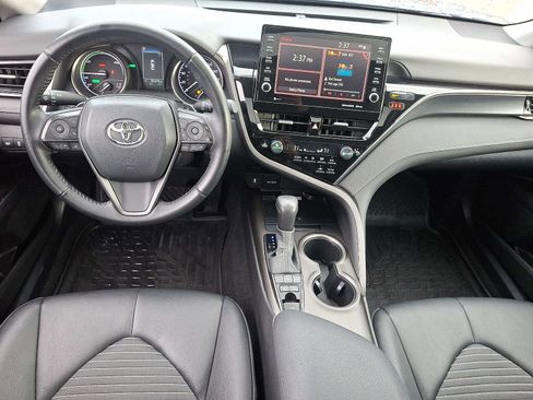 Certified 2022 Toyota Camry SE image 14