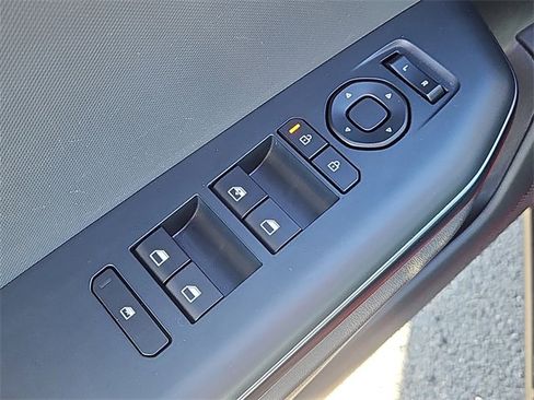 Certified 2025 Kia K4 LXS image 22