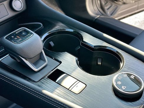 New 2026 Nissan Rogue Platinum w/ Platinum Premium Package image 11