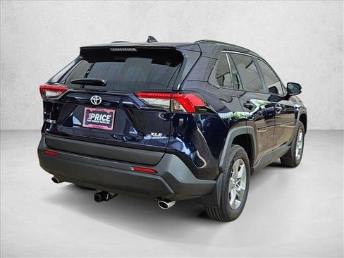 Used 2025 Toyota RAV4 XLE w/ Convenience Package FWD image 5