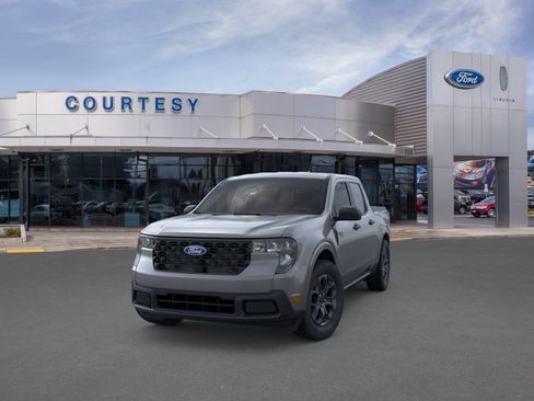 New 2025 Ford Maverick XLT w/ 4K Tow Package AWD/4WD image 2