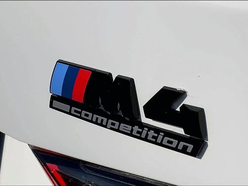 Used 2024 BMW M4 Competition image 10