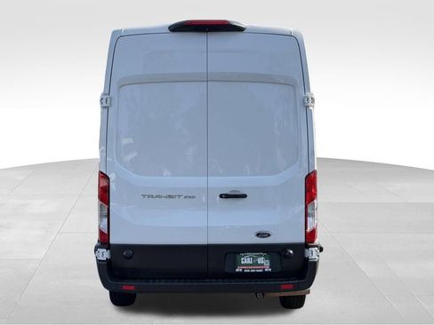 Used 2024 Ford Transit 250 148 High Roof RWD image 8