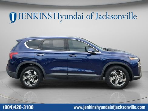 Used 2023 Hyundai Santa Fe SEL FWD image 2