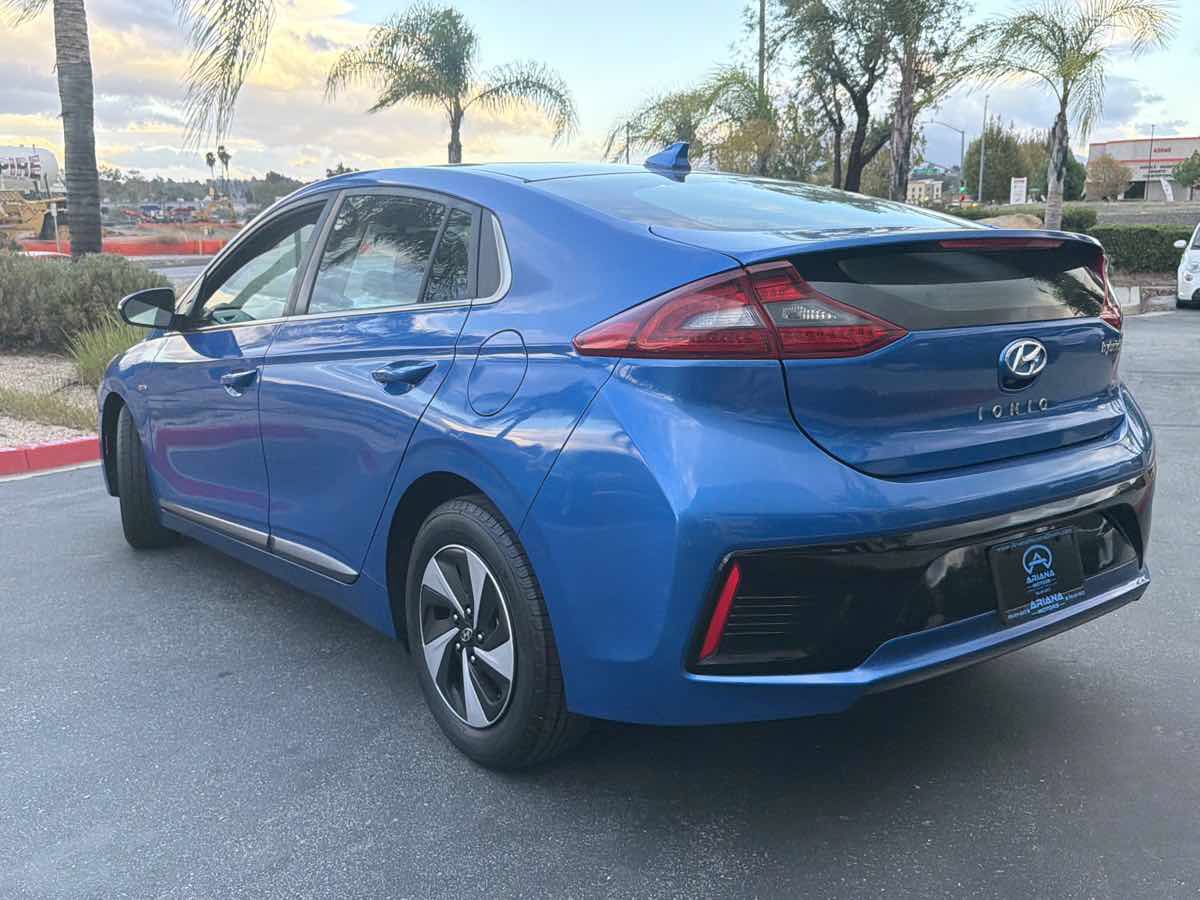 Used 2017 Hyundai Ioniq SEL FWD image 14