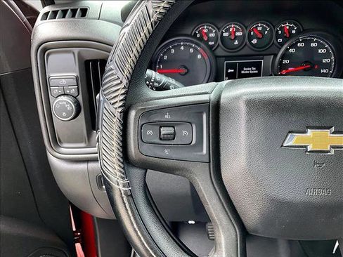 Used 2020 Chevrolet Silverado 1500 Custom w/ Custom Value Package RWD image 18