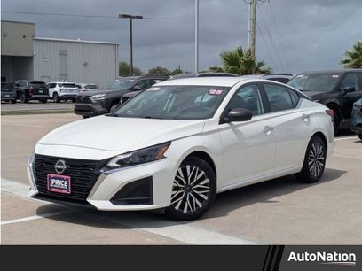 Used 2025 Nissan Altima 2.5 SV