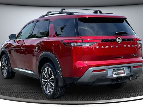New 2026 Nissan Pathfinder Platinum AWD/4WD image 3