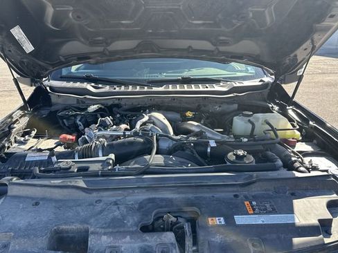 Used 2025 Ford F250 XLT AWD/4WD image 19