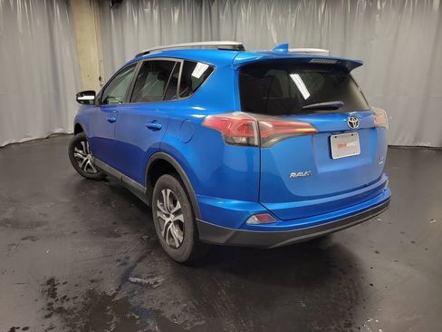 Used 2017 Toyota RAV4 LE image 6