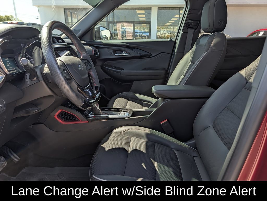 Used 2023 Chevrolet TrailBlazer RS w/ Sun and Liftgate Package AWD/4WD image 27