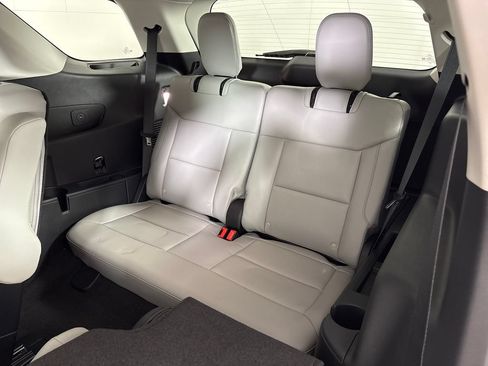 New 2026 Ford Explorer Active w/ Active Comfort Package RWD image 29