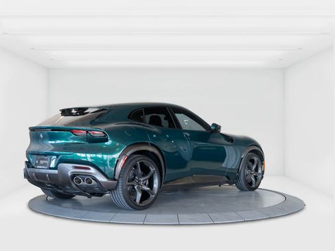 Used 2025 Ferrari Purosangue image 5