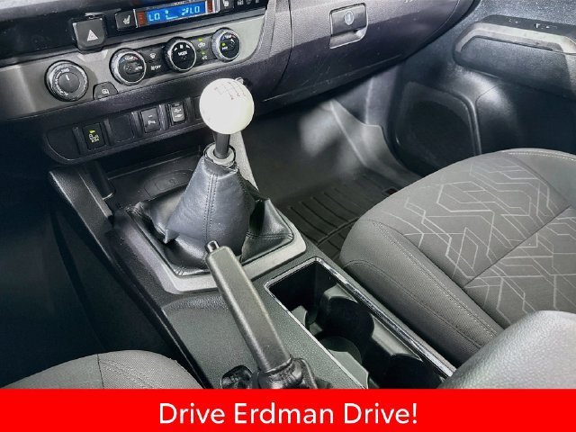 Certified 2016 Toyota Tacoma TRD Sport w/ Premium & Technology Package AWD/4WD image 18
