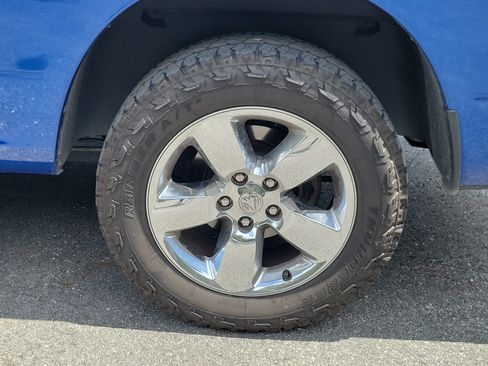 Used 2019 RAM 1500 Big Horn RWD image 8