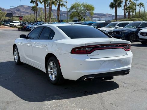 Used 2023 Dodge Charger SXT image 3