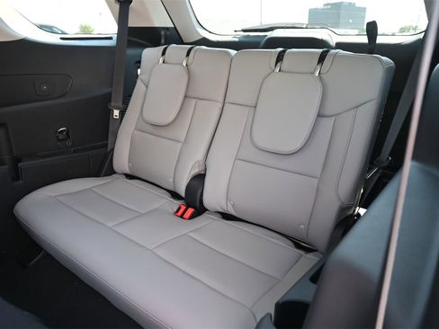 New 2025 Ford Explorer Active w/ Active Comfort Package image 46