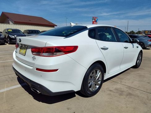 Used 2019 Kia Optima LX FWD image 4