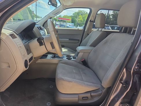 Used 2012 Ford Escape XLT AWD/4WD image 13