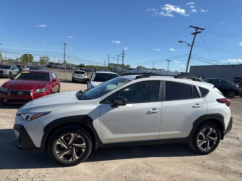 Used 2024 Subaru Crosstrek 2.0i Premium AWD/4WD image 11