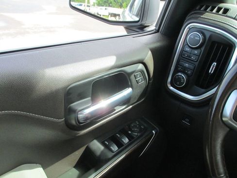 Used 2021 Chevrolet Silverado 1500 LT AWD/4WD image 24