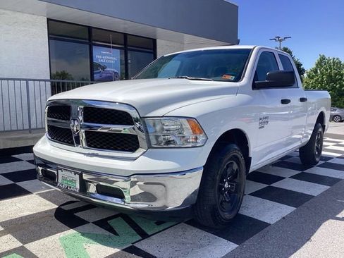 Used 2024 RAM 1500 Classic SLT AWD/4WD image 1