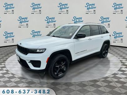 Used 2024 Jeep Grand Cherokee Altitude