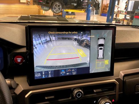 Used 2025 Toyota 4Runner TRD Sport Premium w/ Tow Technology Package image 27