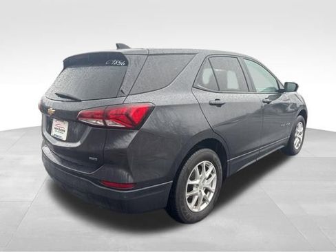 Used 2022 Chevrolet Equinox LS AWD/4WD image 8
