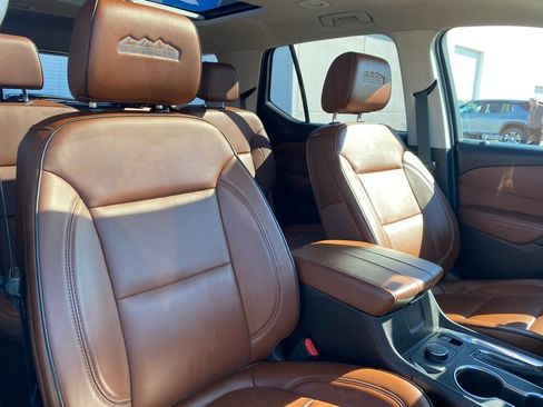 Used 2019 Chevrolet Traverse High Country w/ LPO, Floor Liner Package image 21
