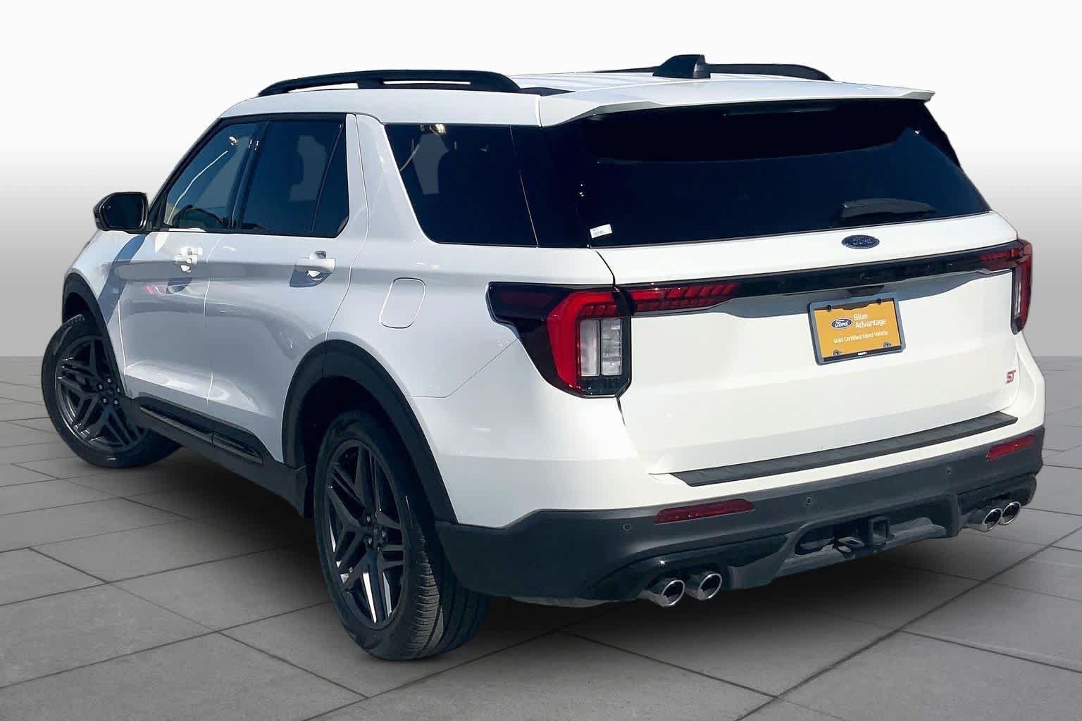 Certified 2026 Ford Explorer ST w/ Sun And Sound Package AWD/4WD image 11