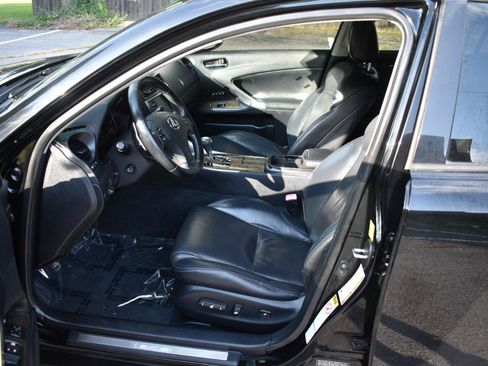 Used 2010 Lexus IS 350 w/ Luxury Plus Value Edition RWD image 12
