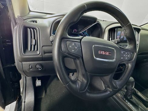 Used 2017 GMC Canyon SLE w/ SLE Convenience Package image 9