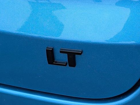 New 2026 Chevrolet Trax LT w/ Midnight Edition FWD image 11