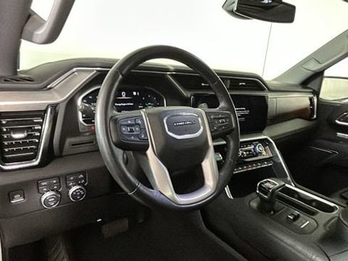 Used 2022 GMC Sierra 1500 Denali AWD/4WD image 13