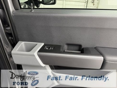 Used 2025 Ford F250 XL w/ STX Appearance Package image 32