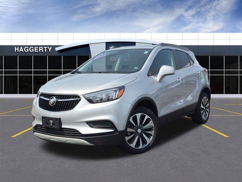 Certified 2022 Buick Encore Preferred AWD/4WD image 1