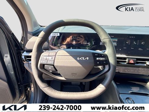 New 2026 Kia Sportage LX image 37