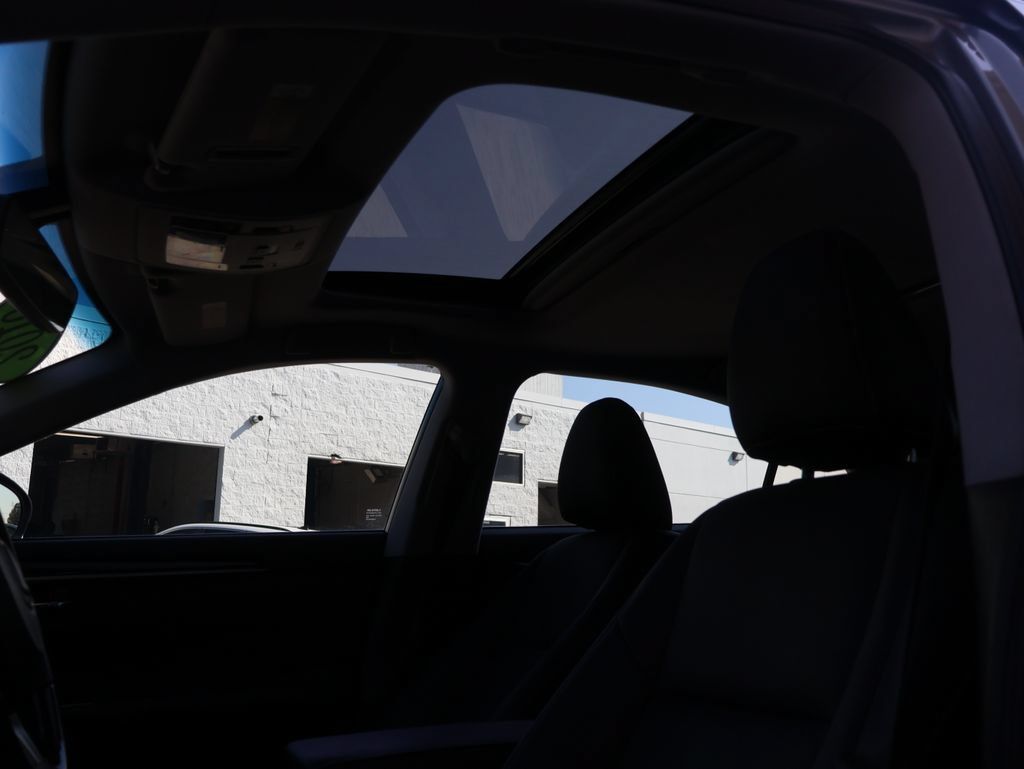 Used 2016 Lexus ES 350 w/ Premium Package w/Wood Trim FWD image 48