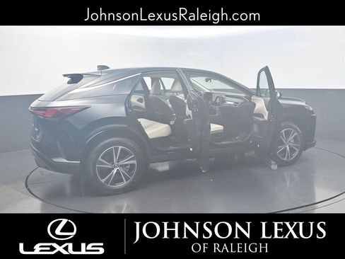 Used 2024 Lexus RX 350 FWD w/ Technology Package image 23