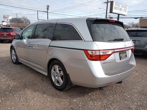 Used 2013 Honda Odyssey Touring image 5