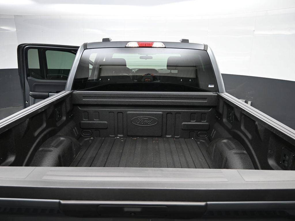 Used 2025 Ford F150 XLT w/ Equipment Group 301A Standard AWD/4WD image 13